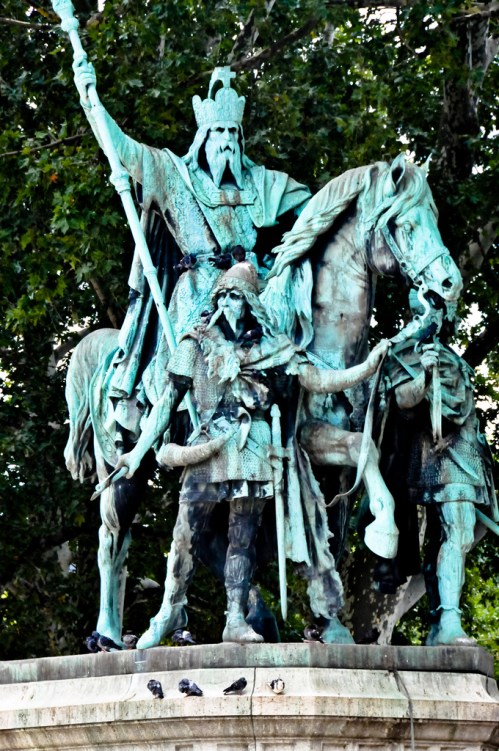 Charlemagne in Paris.jpg