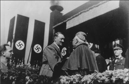 hitler_cardinal-nazis[1].jpg